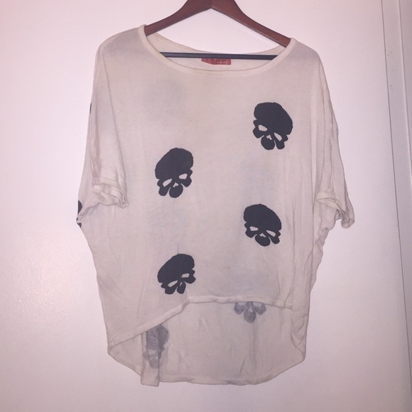 Skull Top