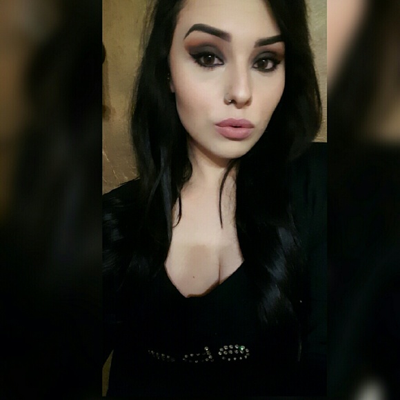 Meet your Posher, Aimee - Picture 1 of 1