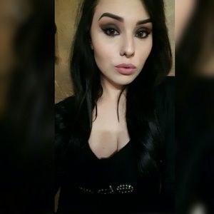 Meet your Posher, Aimee