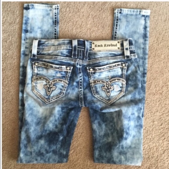 ISO** Looking for these items