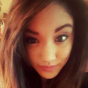 Meet your Posher, Jenalyn