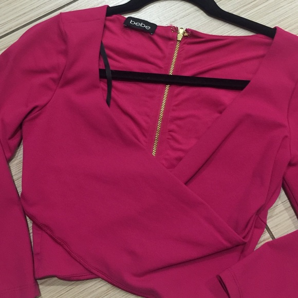 Bebe crop top fitted