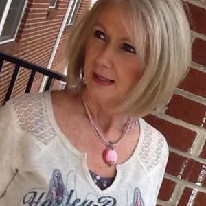 Meet your Posher, Lynn