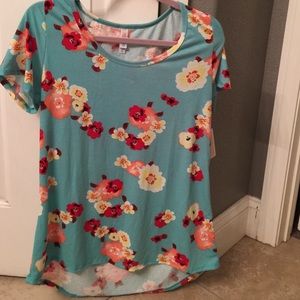Lularoe classic tee