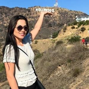 Meet your Posher, Adriana