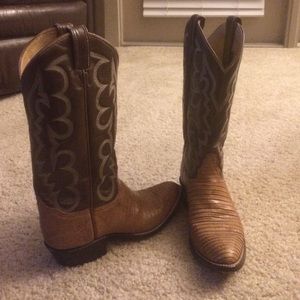Tony Lama size 6A