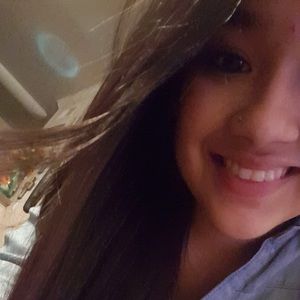 Meet your Posher, Daniela