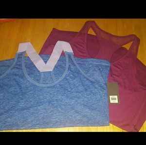 2 for 1 Women's workout tank tops Size Small