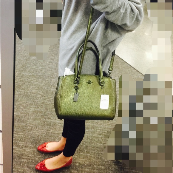 brand new coach - Picture 1 of 2