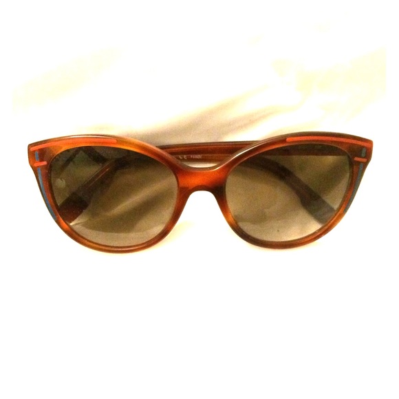 👏🏾FENDI AUTHENTIC SUNGLASSES BROWN GRADIENT👏🏾