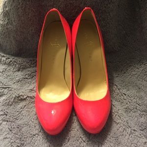 Neon coral/pink Ivanka Trump pumps 👠 size 8.5 M