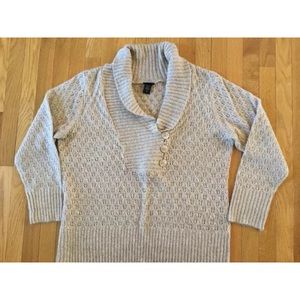 Beige Torrid pullover sweater size 3