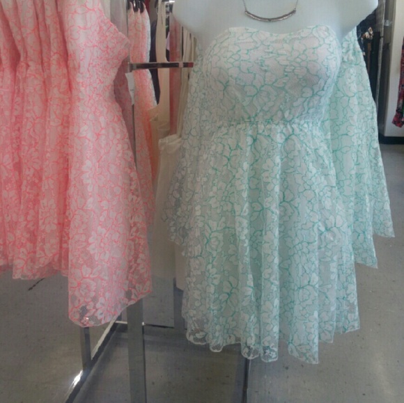 Cute dresses - Picture 1 of 1