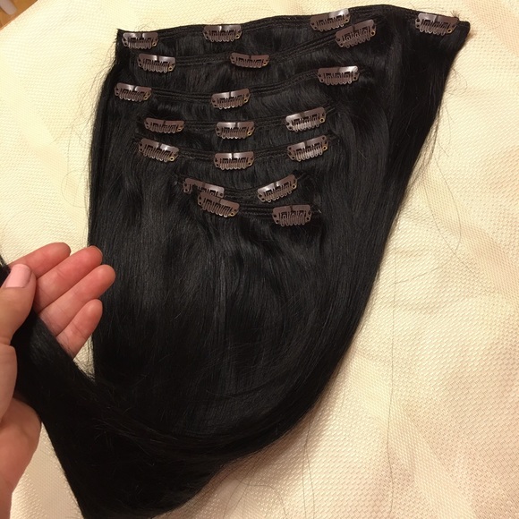 100%  18 inch Human hair clip on extensions. ❤️