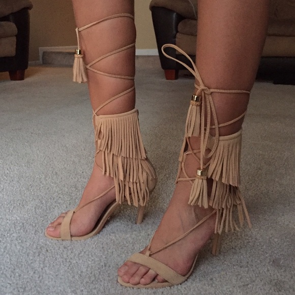 SCHUTZ Shoes - Schutz Fringe Heels in a size 6 in natural