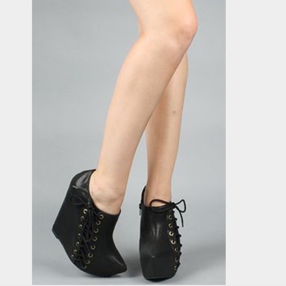 Jeffrey Campell "Zup" Wedge in Black - Picture 2 of 4