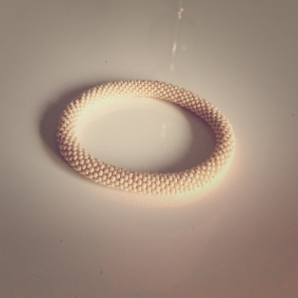 ️SOLD ❤️ Ivory Nepal Bracelet