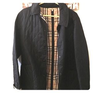 Woman's Burberry quilted black jacket