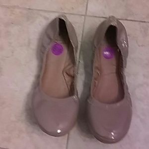 Lucky brand nude patent leather flats