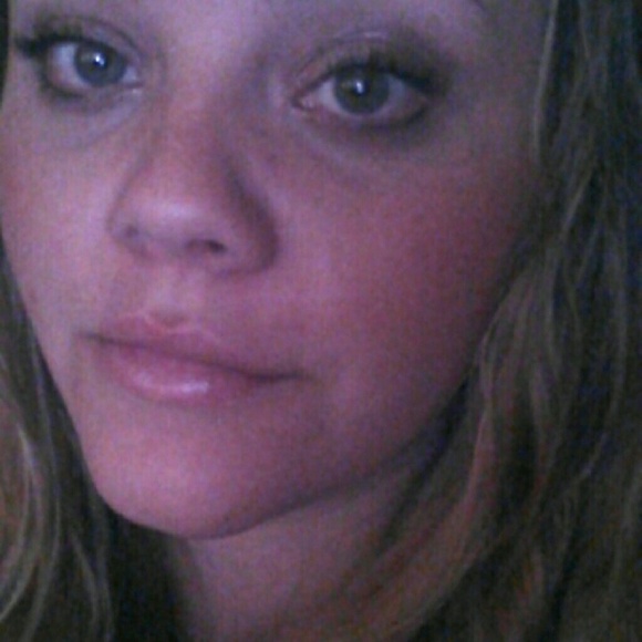 Meet your Posher, Carolina - Picture 1 of 1