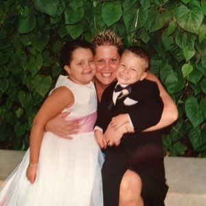 Meet your Posher, Dina