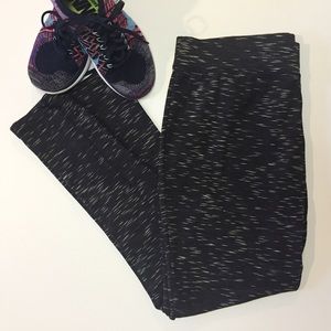 BRAND NEW Black detailed Ponte Leggings