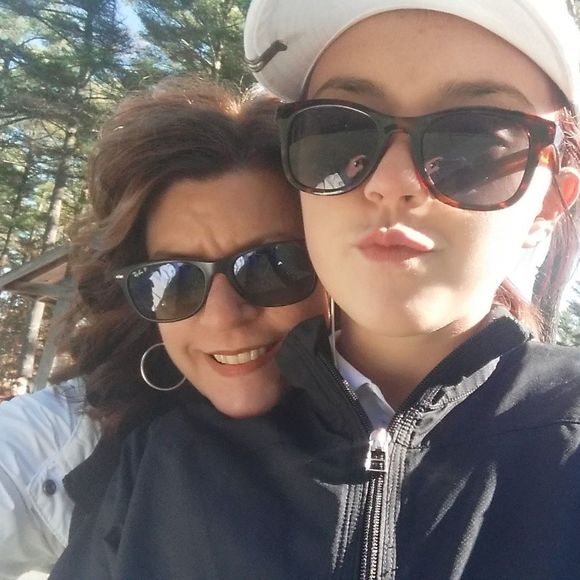 Meet your Posher, Janet