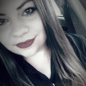 Meet your Posher, Angie