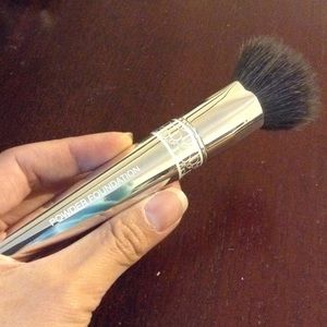 Dior powder brush