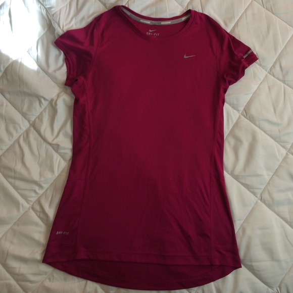 Nike Dri-fit maroon athletic top