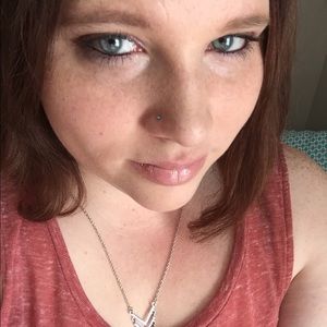 Meet your Posher, Sandra