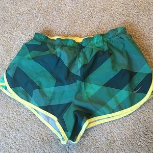Nike short Dri fit green
