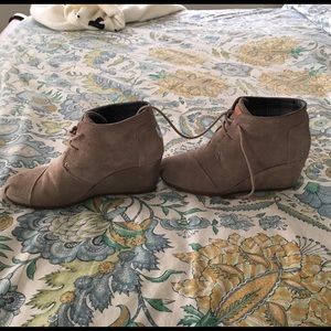 Toms Desert Wedge Bootie in Taupe