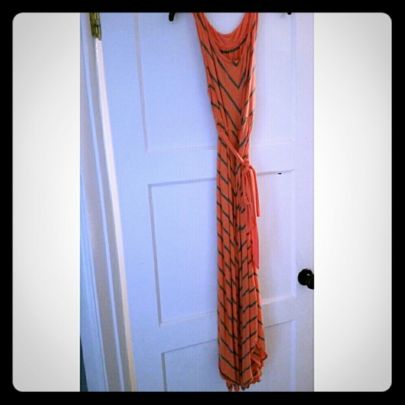 Maxi maternity dress