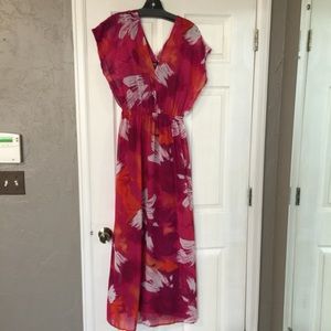 Mossimo Supply Co. Dresses - Mossimo Floral Maxi Mossimo Supply Co. Dresses - Mossimo Floral Maxi