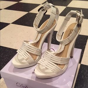 Delicious heels