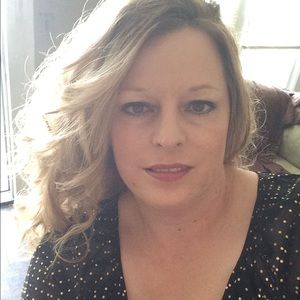 Meet your Posher, Teresa