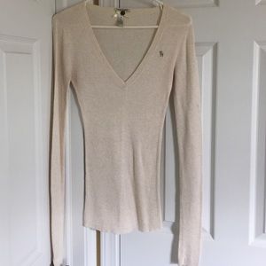 Abercrombie & Fitch thin sweater