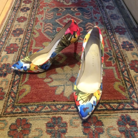 Ivanka Trump floral pumps