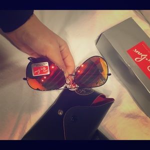 Raybans aviators