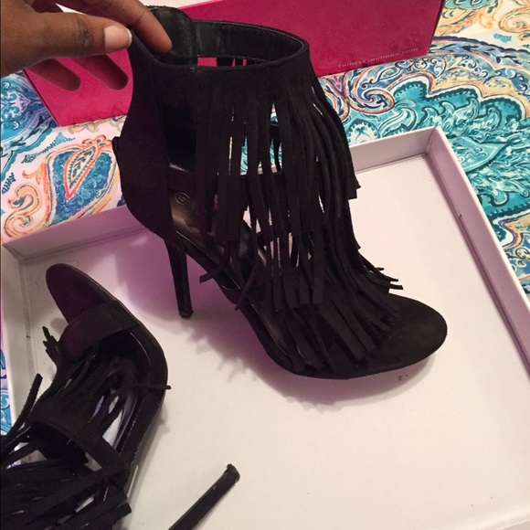 Fringe heels