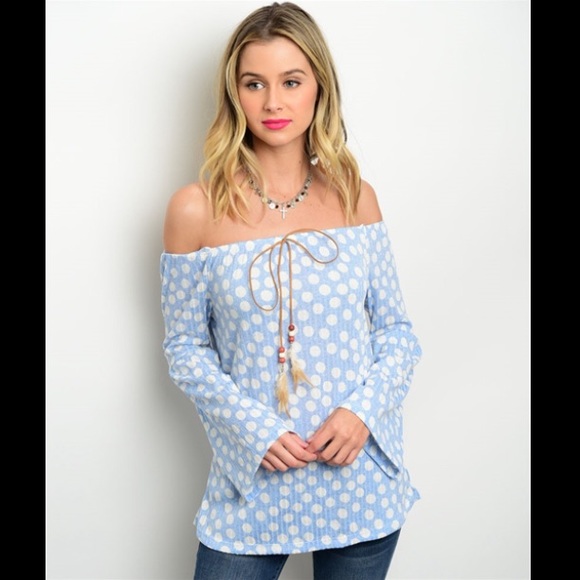 ❣️CLEARANCE❣️🏆HP🏆🇺🇸Bell Sleeve Off Shoulder - Picture 3 of 4