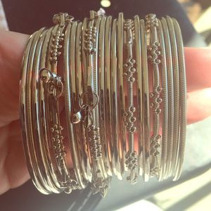 Amrita Singh Mumbai Bangle Set