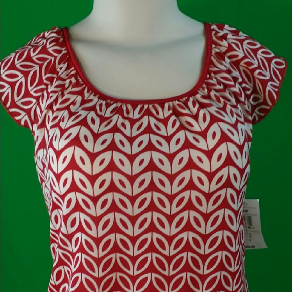 Moa Moa women blouse NWTG