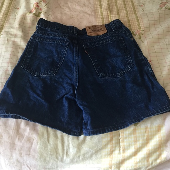 Destroyed dark denim shorts - Picture 2 of 3