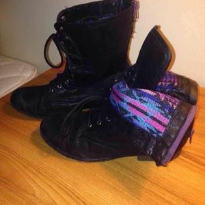 SOLD Foldable combat boots