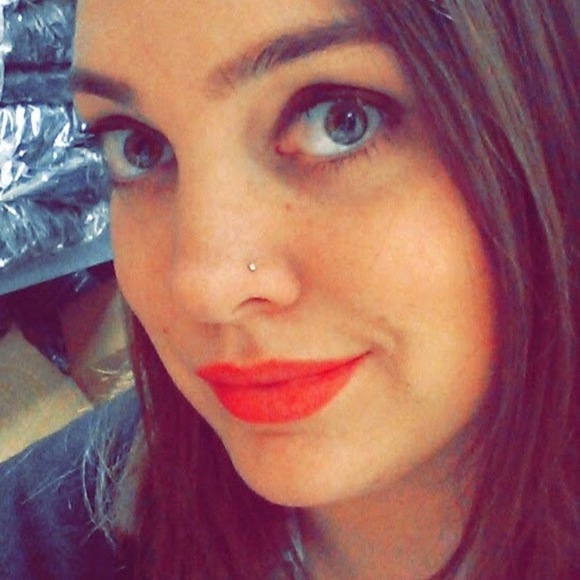 Meet your Posher, Alexandra