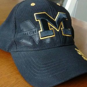 U of M Black Ballcap