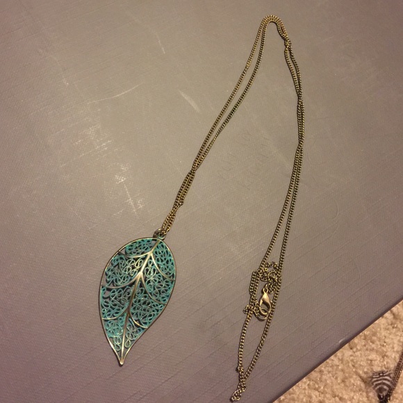 Blue feather necklace