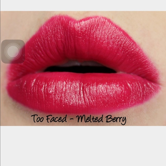 Too faced in Melted Berry
